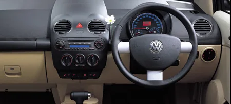 Volkswagen New Beetle Cabriolet BASE GRADE (1YAZJ)