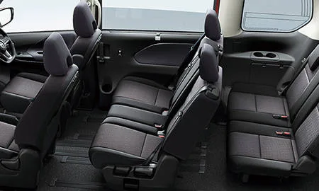 Nissan Serena HIGHWAY STAR (GFNC27)