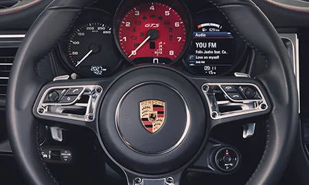 Porsche Macan GTS (J1L29)