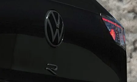 Volkswagen Golf R BLACK EDITION (CDDNFF)