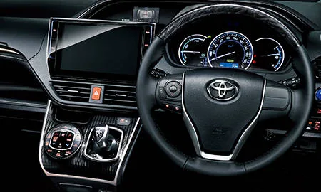 Toyota Esquire HYBRID GI BLACK TAILORED (ZWR80G)