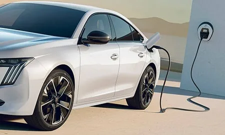 Peugeot 508 GT HYBRID (R85G06H)