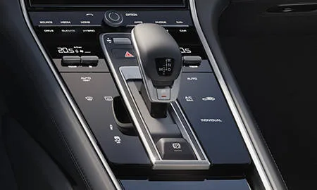 Porsche Panamera 4 E-HYBRID (G2H29A)