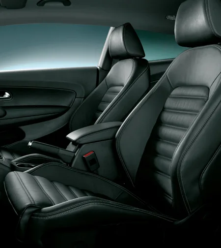 Volkswagen Scirocco 2.0TSI (13CAW)