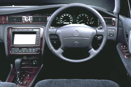 Toyota Crown ROYAL EXTRA FOUR (JZS153)