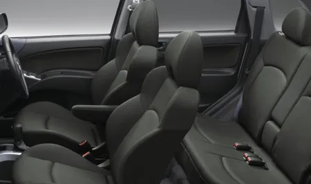 Mitsubishi Colt Plus 1.5RX (Z23W)