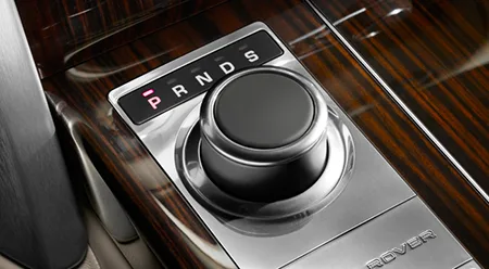 Land Rover Range Rover SUPERCHARGED VOGUE (LG5SA)