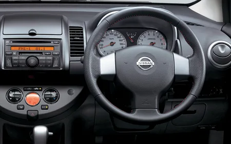 Nissan Note 16X (ZE11)