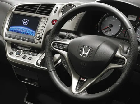 Honda Stream RSZ (RN8)