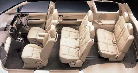 Mitsubishi Chariot Grandis ROYAL TOURING (N96W)