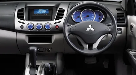 Mitsubishi Triton BASE GRADE (KB9T)
