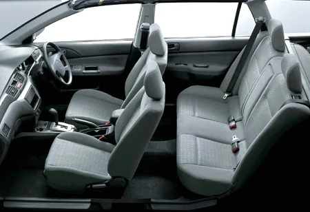 Mitsubishi Lancer Wagon TOURING (CS5W)