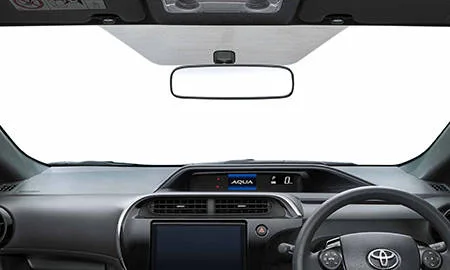 Toyota Aqua S GLAMPER (NHP10)