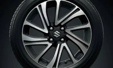 Suzuki Swift RS (ZC83S)