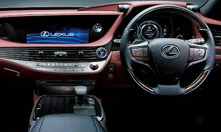 Lexus LS500H EXECUTIVE (GVF50)