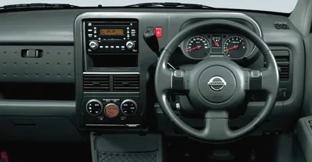 Nissan Cube Cubic AGIACTIVE (BGZ11)