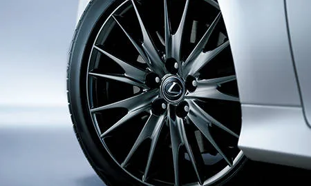 Lexus GS300H BLACK SEQUENCE (AWL10)