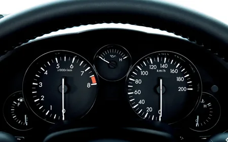 Mazda Roadster VS RHT (NCEC)