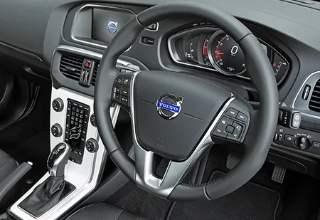 Volvo V40 T4 SPORTS (MB4164T)