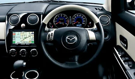 Mazda Verisa L (DC5W)