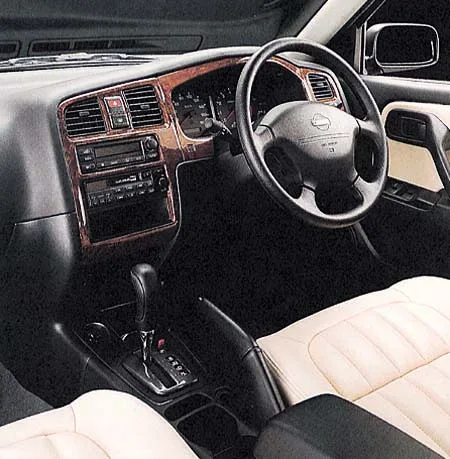 Mitsuoka Ryoga WAGON 2.0 (WHNP11)