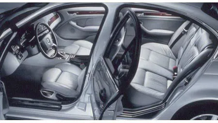 Bmw 3 Series 330i M-SPORT (AV30)