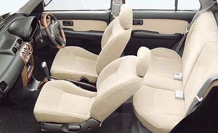 Nissan March BOLERO (K11)