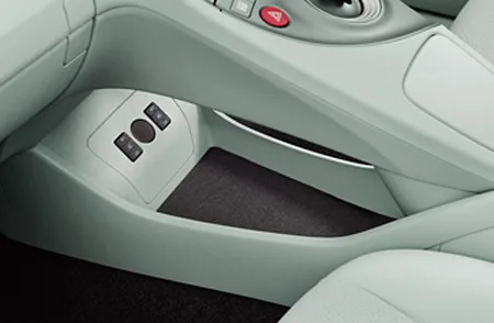 Toyota Prius Phv G LEATHER PACKAGE (ZVW35)