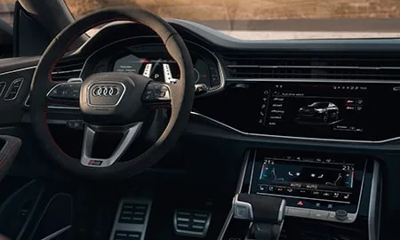 Audi RS Q8 Performance BASE GRADE (F1DHUA)