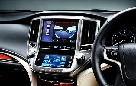 Toyota Crown Hybrid ROYAL SALOON G (AWS210)