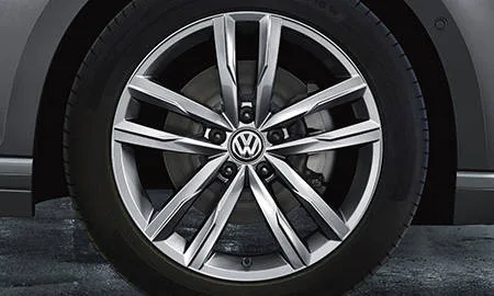 Volkswagen Passat Variant TSI ELEGANCELINE TECH EDITION (3CCZE)