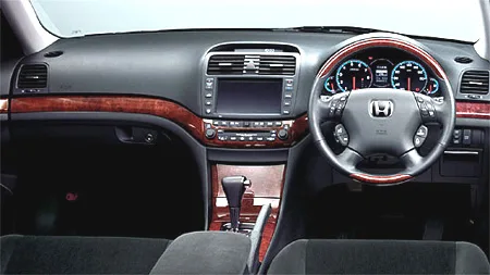 Honda Inspire AVANZARE (UC1)