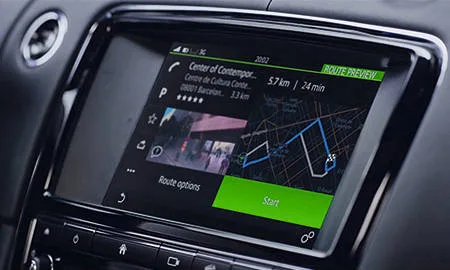 Jaguar XJ LUXURY (J128B)