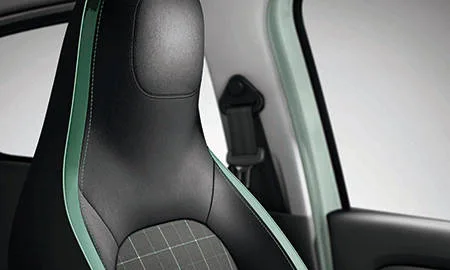 Renault Twingo LA PARISIENNE (AHH4B)
