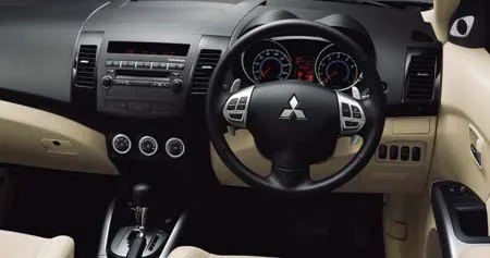 Mitsubishi Outlander 30G (CW6W)