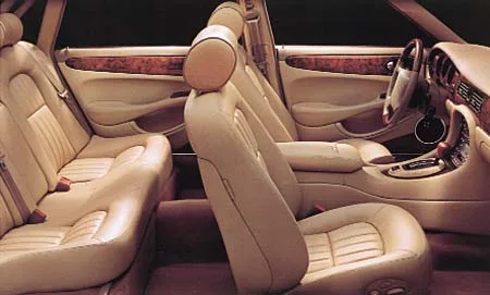 Jaguar Sovereign 4.0-V8 (JMDC)