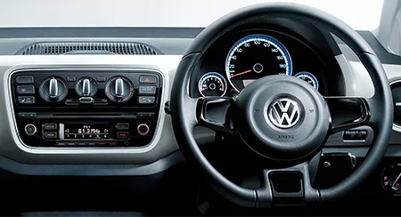 Volkswagen UP HIGH UP! (AACHY)