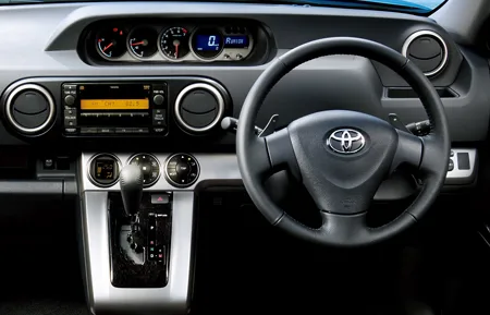 Toyota Corolla Rumion 1.5G (NZE151N)
