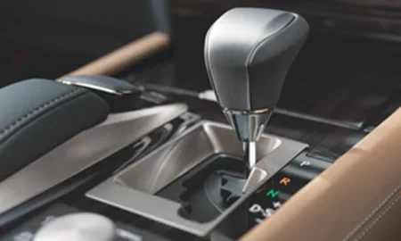 Lexus LS460 VERSION C (USF40)