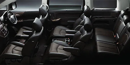 Nissan Elgrand 350HIGHWAY STAR (PNE52)
