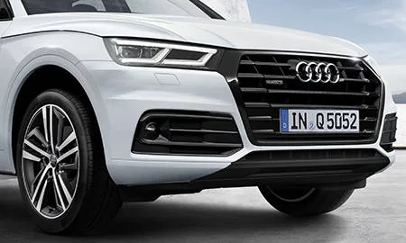 Audi Q5 TDI 1ST EDITION BLACK STYLING (FYDETS)