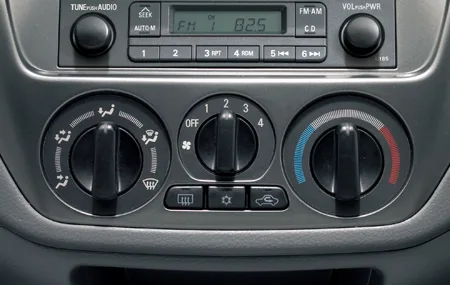 Mitsubishi Lancer MX-E BUSINESS PACKAGE (CS2A)