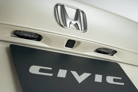 Honda Civic 1.8G (FD1)