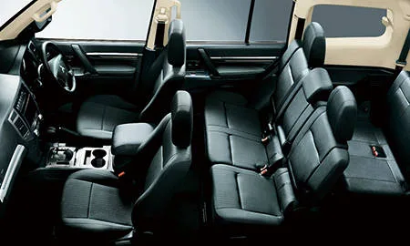 Mitsubishi Pajero LONG GR (V93W)