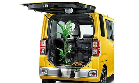 Toyota Pixis Mega L SA (LA700A)