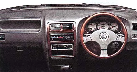 Daihatsu Pyzar CL AERO VERSION (G301G)