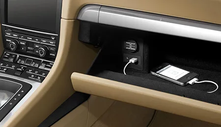 Porsche 911 CARRERA 4S CABRIOLET (991MA103 / 991MA104)