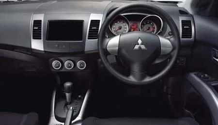 Mitsubishi Outlander 24M (CW5W)