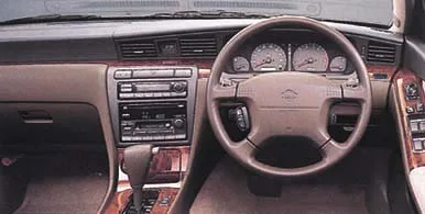 Nissan Laurel 25CLUB S TURBO TYPE X SUPER HICAS (GCC35)