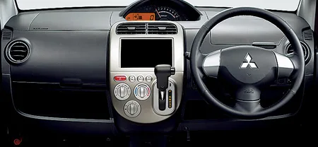 Mitsubishi EK Sport RS (H82W)
